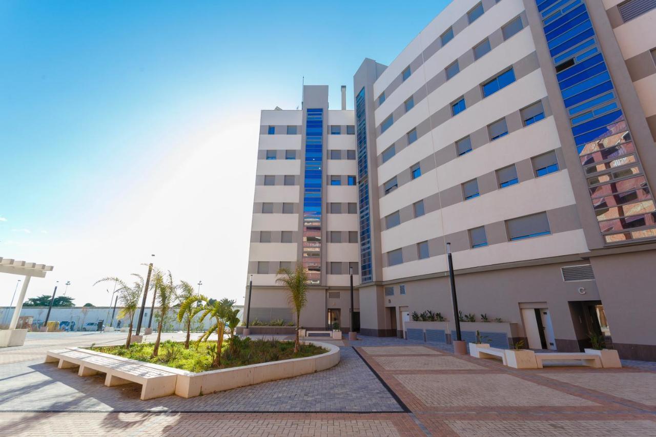 Poseidon Beach Apartment & Parking By Cadiz4Rentals Экстерьер фото