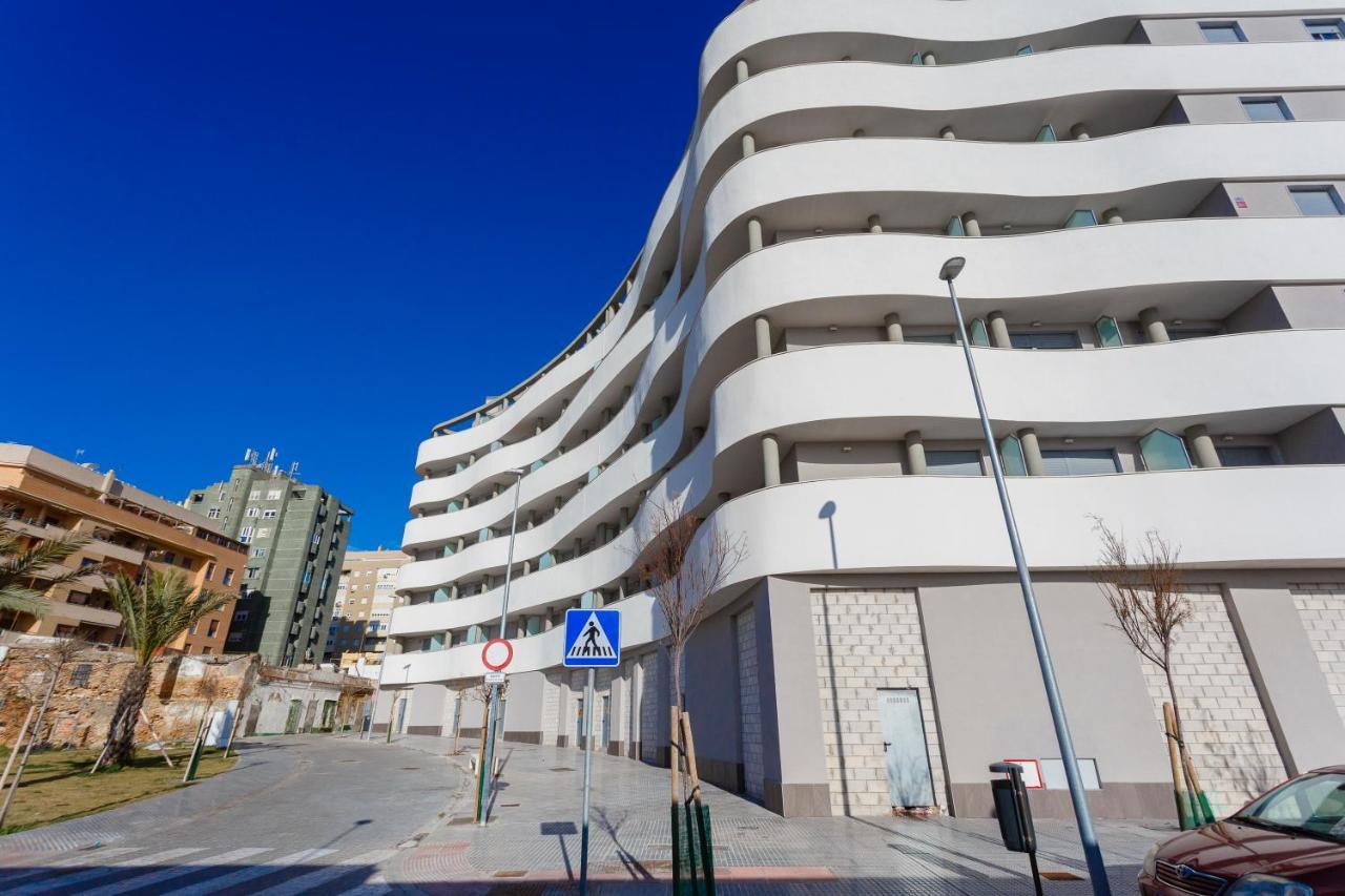 Poseidon Beach Apartment & Parking By Cadiz4Rentals Экстерьер фото