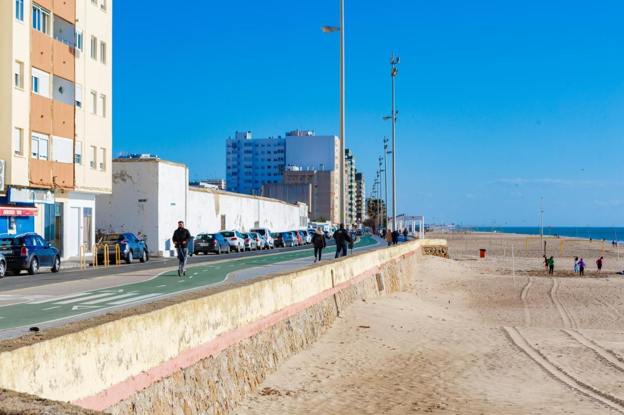 Poseidon Beach Apartment & Parking By Cadiz4Rentals Экстерьер фото